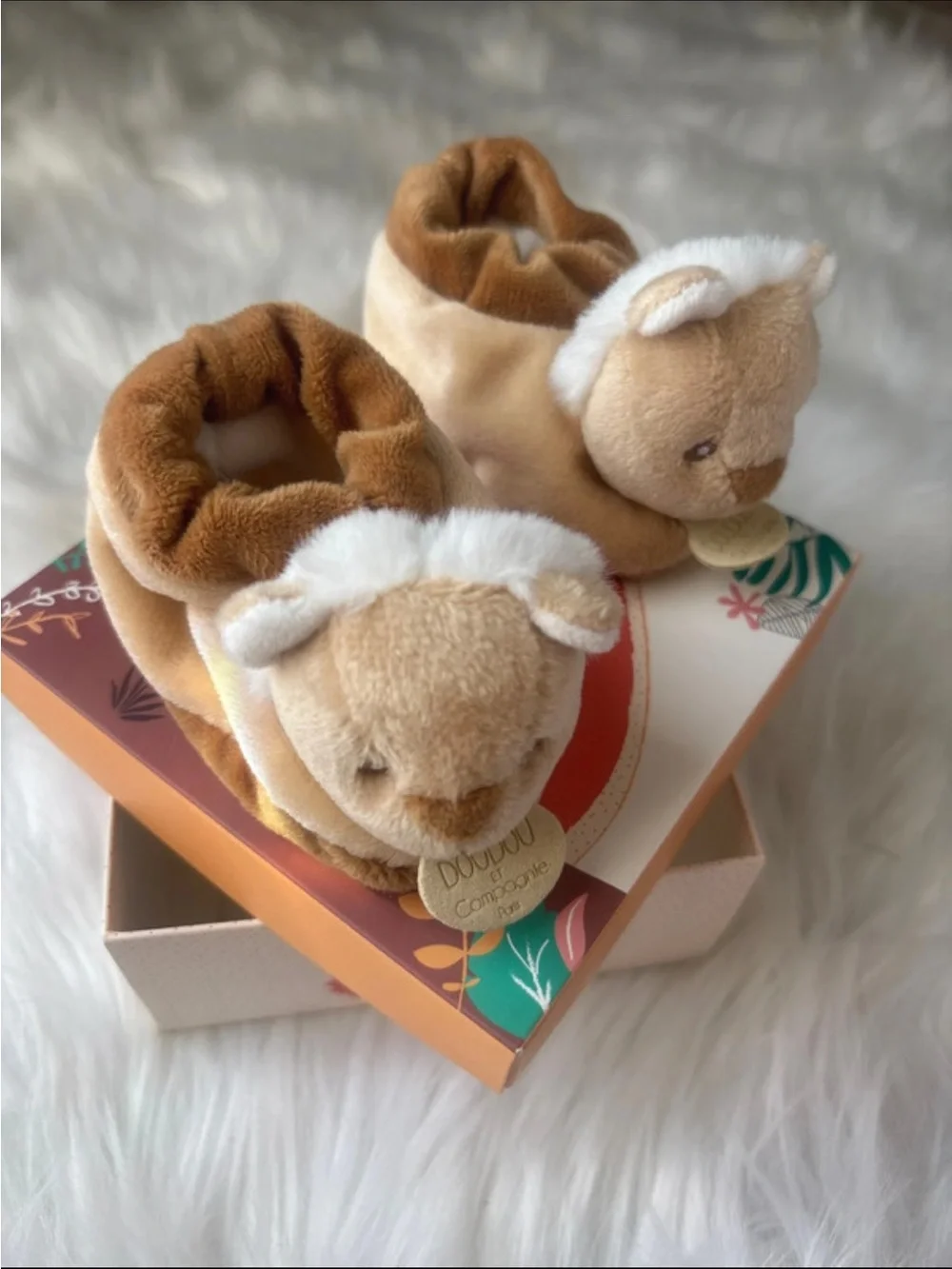 Plush Lion Kids Slippers - Tan